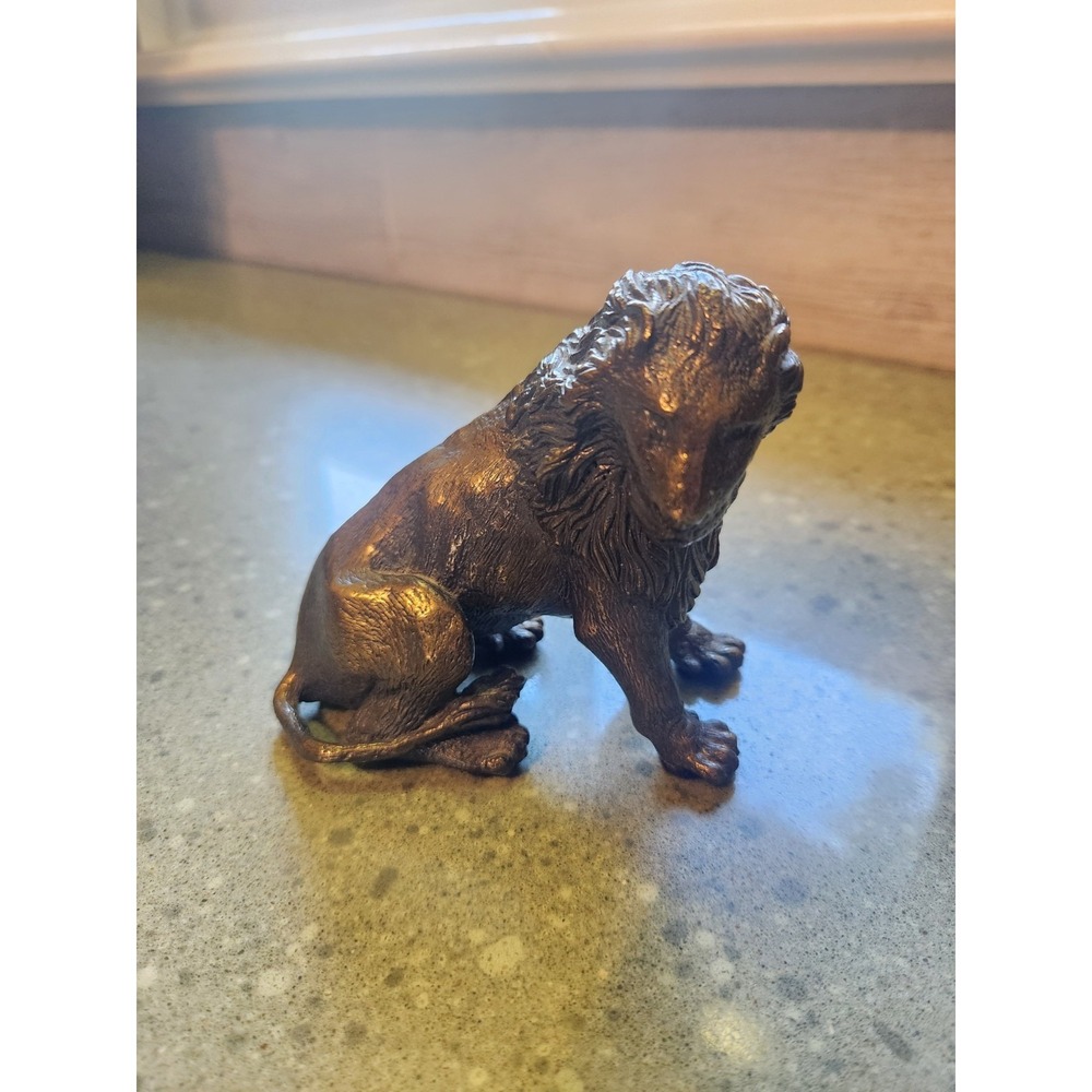 VTG Bronze / Brass Lion Statue Figurine